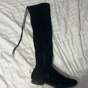 Black knee high boots with tie and mini heel size 9